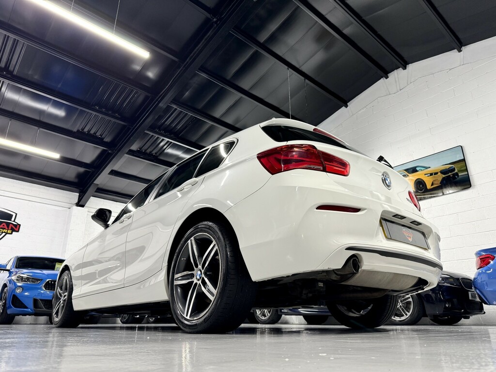 BMW 1 Series 1.5 118I Sport 5-Door White #4