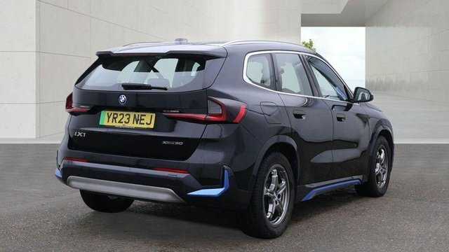BMW iX1 66.5Kwh Xline Suv Black #4