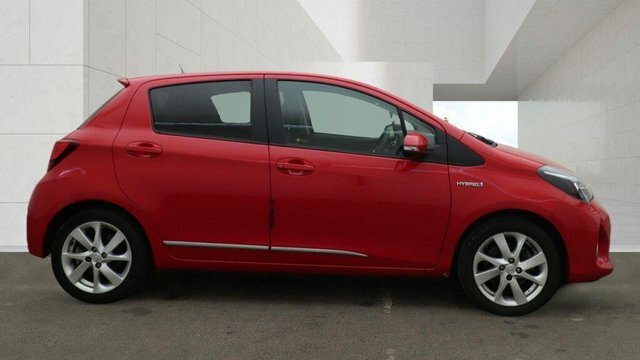 Toyota Yaris 1.5 Vvt-h Excel Hatchback Hybrid E-cvt Red #5