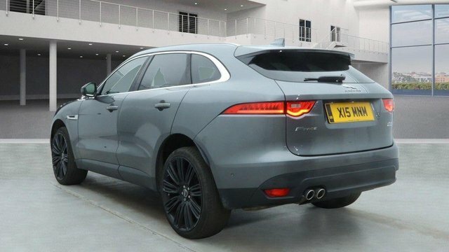 Jaguar F-Pace D180 Portfolio Suv Grey #3