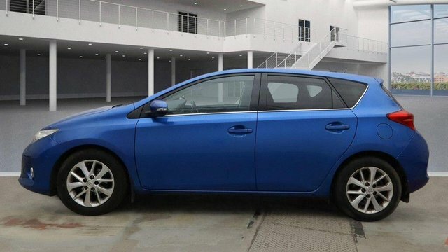 Toyota Auris 1.4 D-4d Excel Hatchback Euro 5 Blue #6