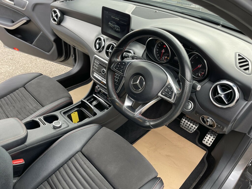 Mercedes-Benz GLA Class Gla 220 D Blue #16
