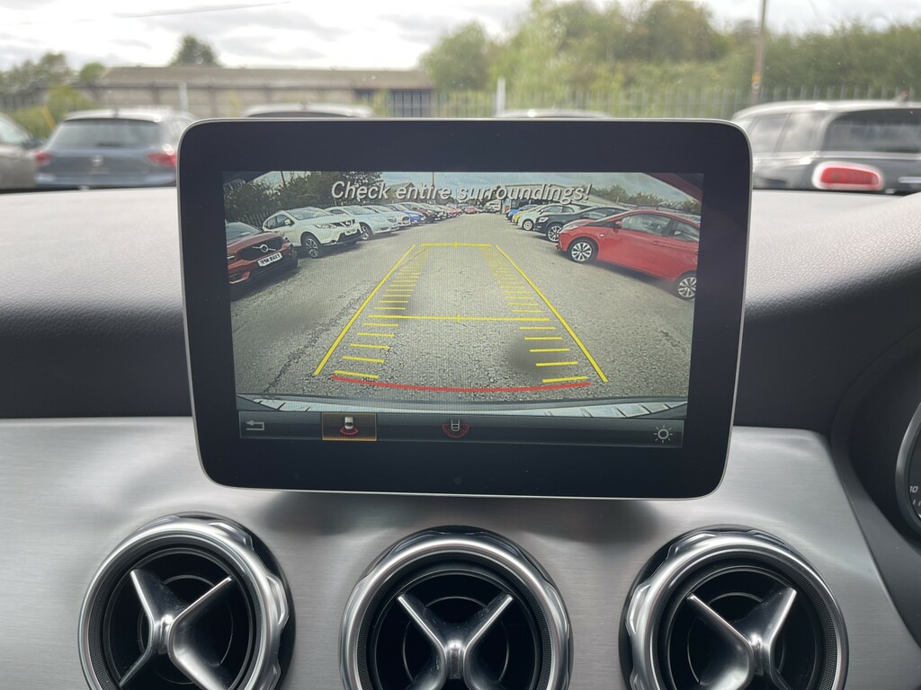 Mercedes-Benz GLA Class Gla 220 D Blue #47