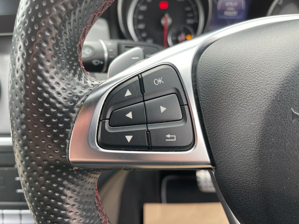 Mercedes-Benz GLA Class Gla 220 D Blue #33