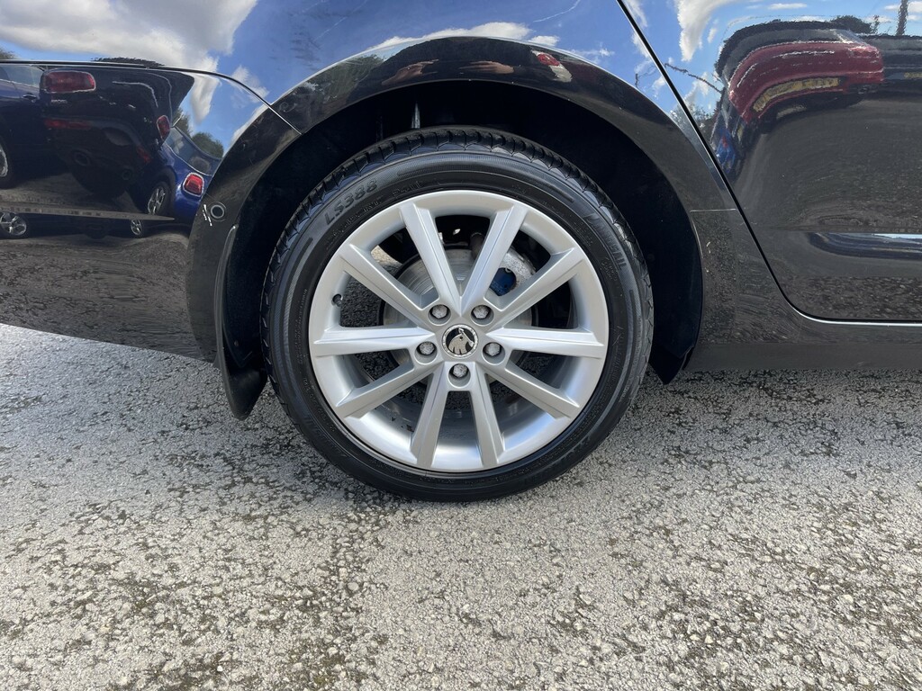 Skoda Octavia 1.6 Elegance Tdi Cr Dsg 104 Bhp Grey #7