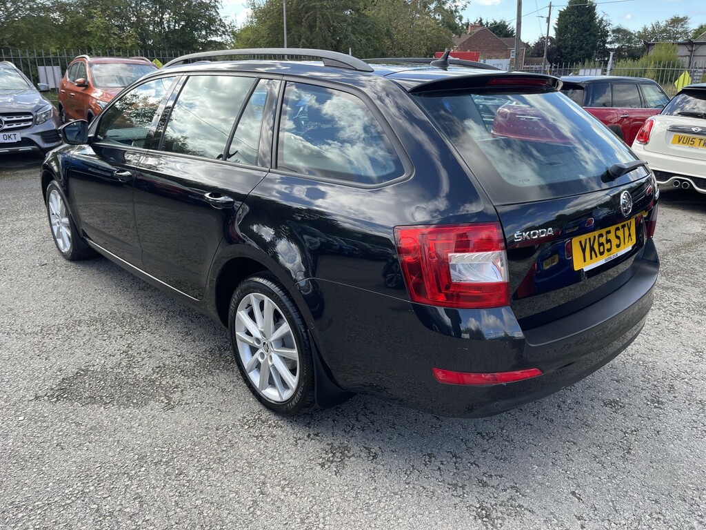 Skoda Octavia 2.0 Tdi Se L Black #2