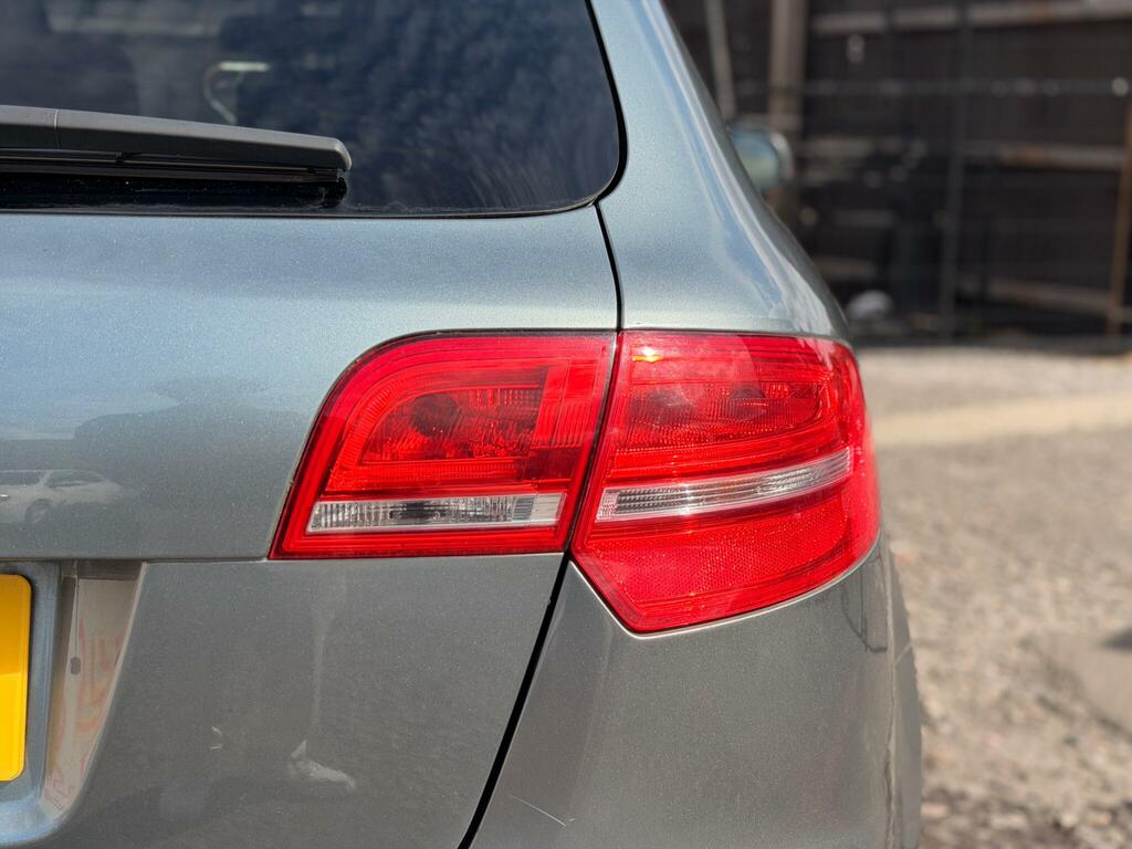 Audi A3 1.6 Technik Sportback Euro 5 Black #36