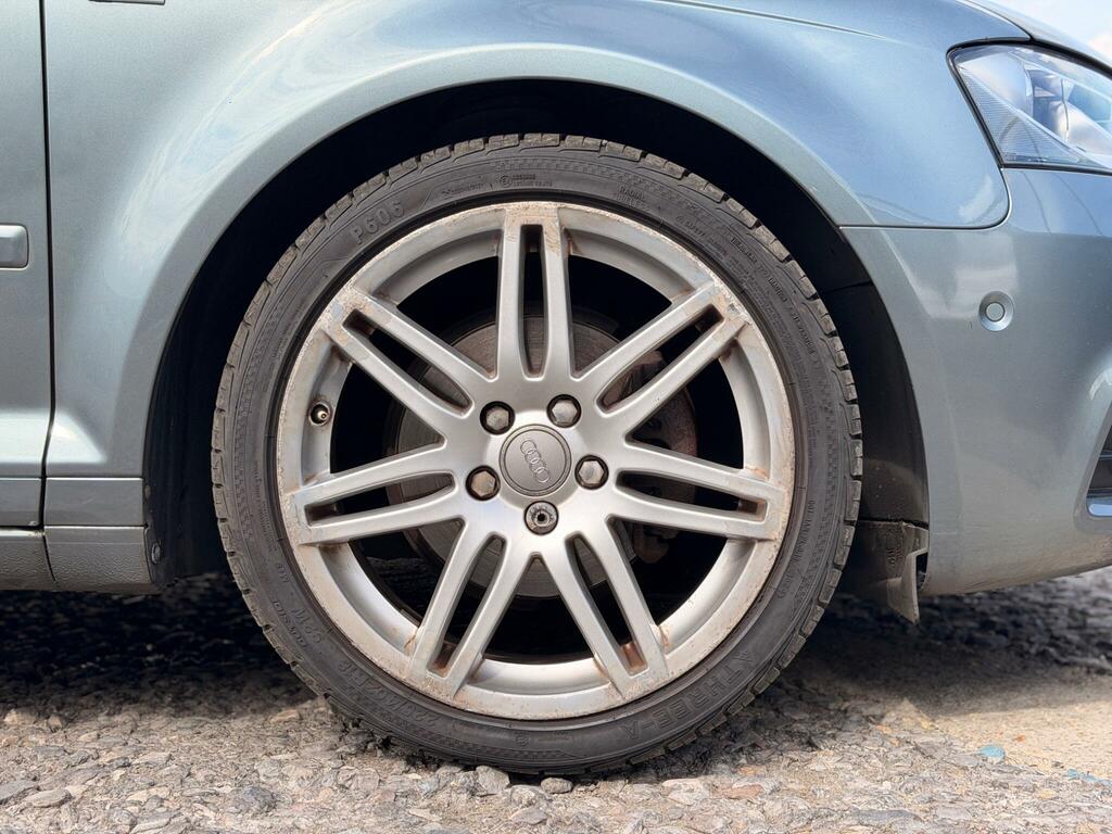 Audi A3 1.6 Technik Sportback Euro 5 Black #28