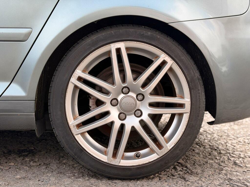 Audi A3 1.6 Technik Sportback Euro 5 Black #26
