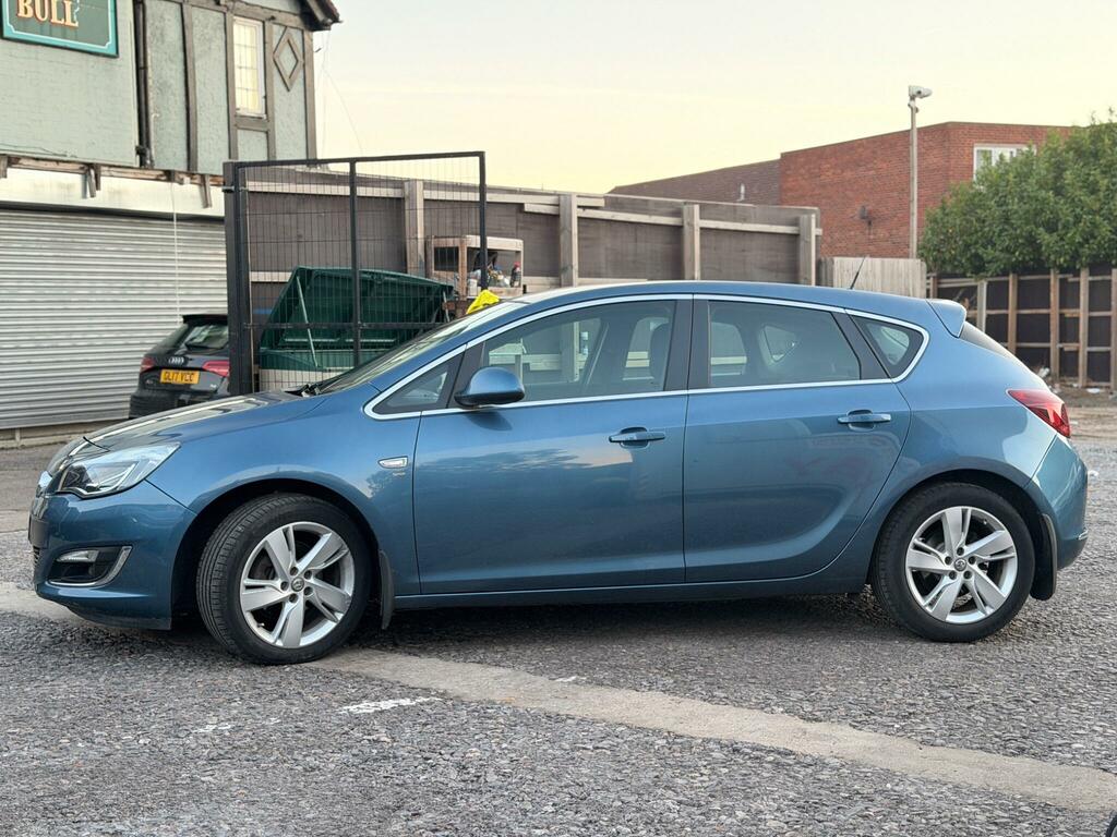 Vauxhall Astra 1.6I Sri Euro 6 Blue #5