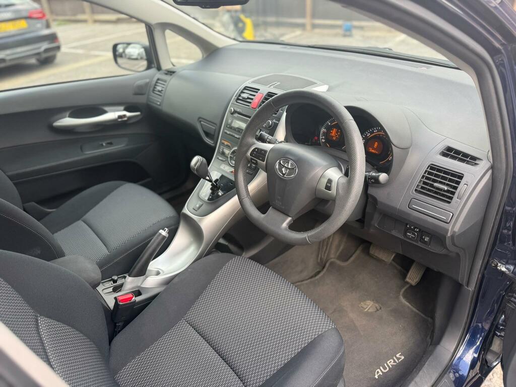 Toyota Auris 1.6 Sr Valvematic Grey #12
