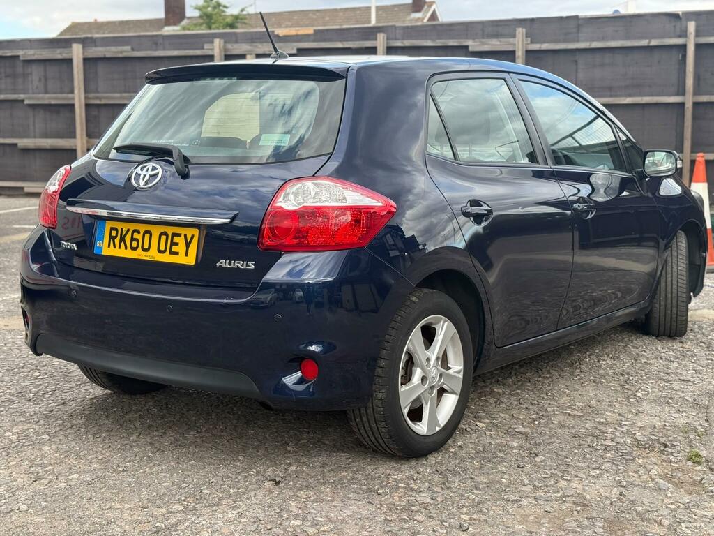 Toyota Auris 1.6 Sr Valvematic Grey #8
