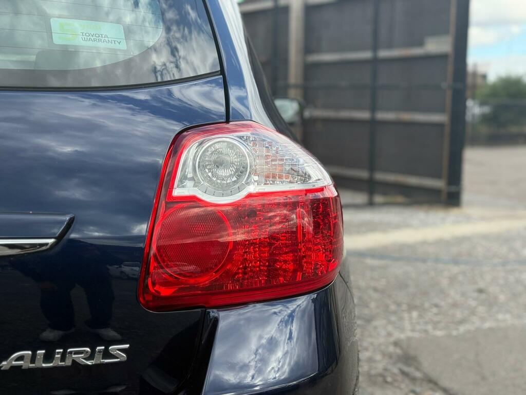 Toyota Auris 1.6 Sr Valvematic Grey #35