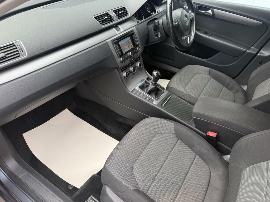 Volkswagen Passat 2.0 Tdi Bluemotion Tech Highline Euro 5 Ss Silver #23