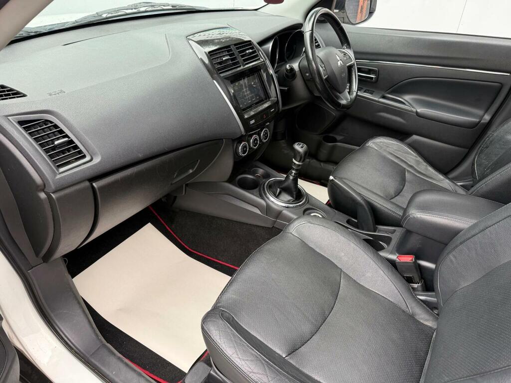 Mitsubishi ASX 2.2 Di-d Zc-h Suv 4Wd White #23