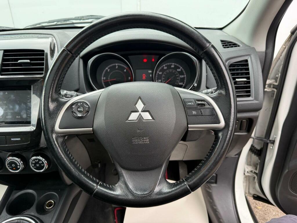Mitsubishi ASX 2.2 Di-d Zc-h Suv 4Wd White #14
