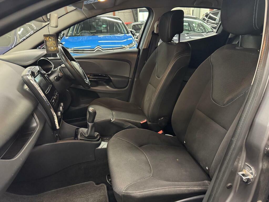 Renault Clio 1.5 Dci Dynamique Black #10