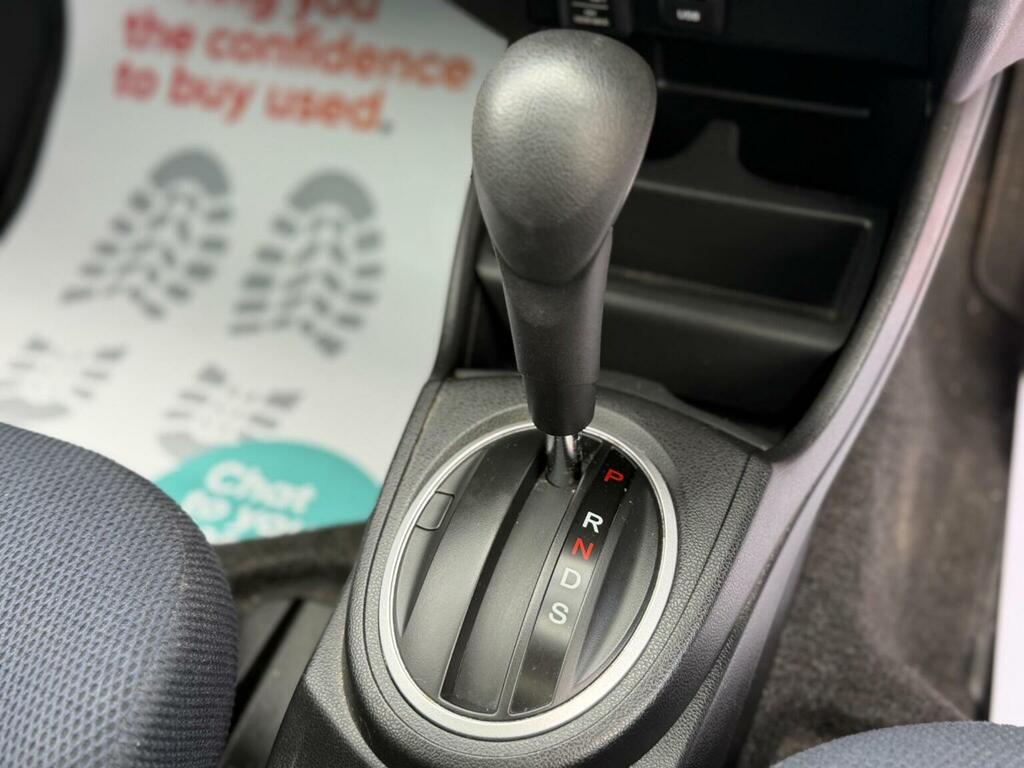 Honda Jazz Ex Silver #30