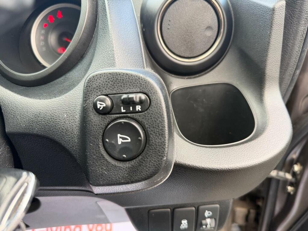 Honda Jazz Ex Silver #25