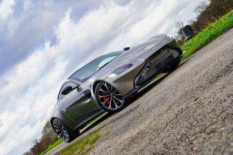 Aston Martin Vantage Coupe Silver #19
