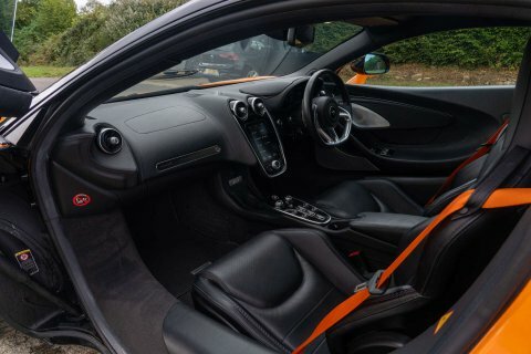 McLaren GT V8 Ssg White #7