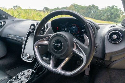 McLaren GT V8 Ssg White #12