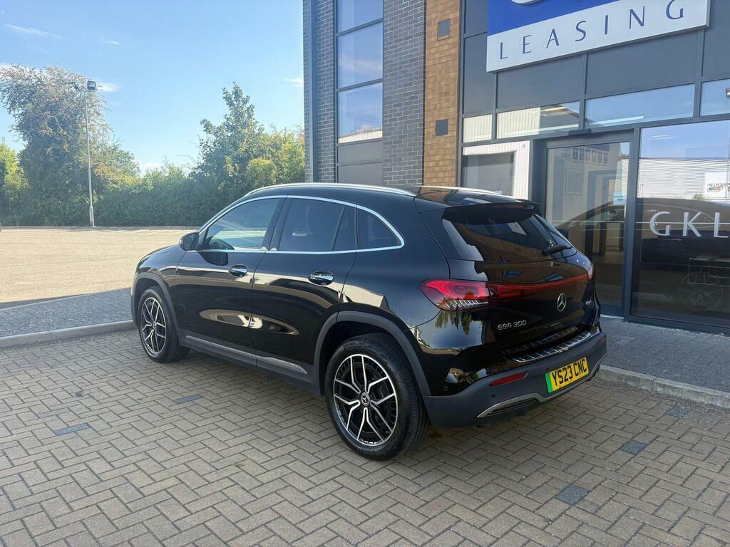 Mercedes-Benz EQA 300 66.5Kwh Amg Line Premium 4Matic Black #5