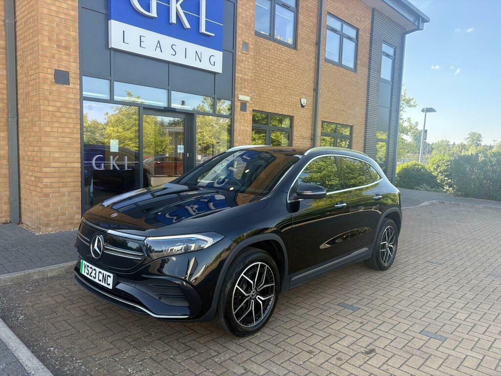 Mercedes-Benz EQA 300 66.5Kwh Amg Line Premium 4Matic Black #2