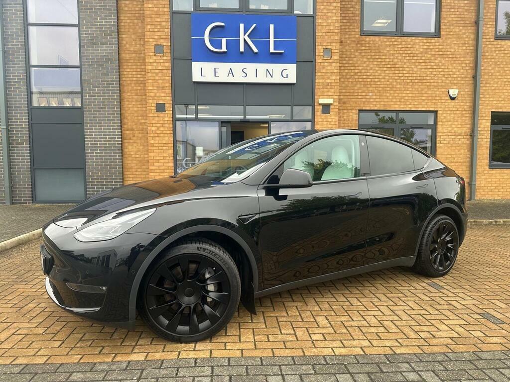 Tesla Model Y Dual Motor Long Range 4Wde Black