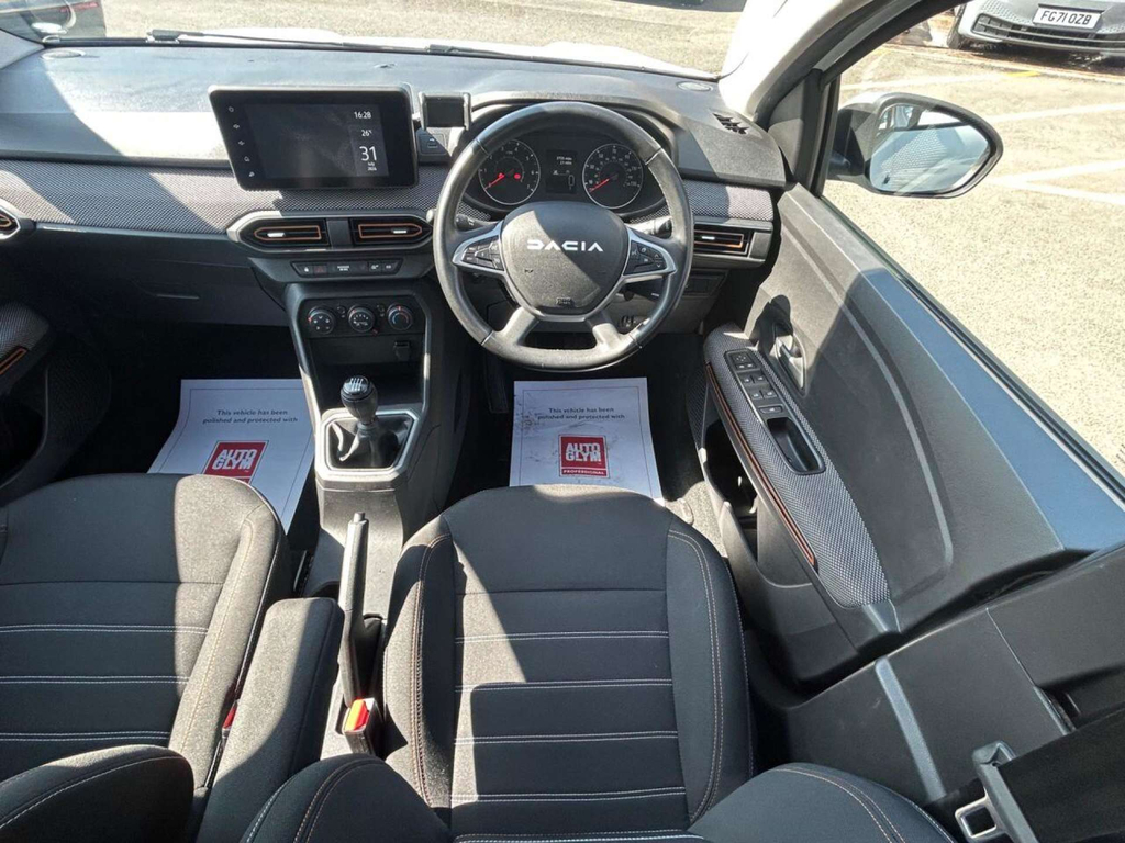 Dacia Sandero Stepway Tce Expression Hatchback Euro 6 Ss SL23HLK White #2
