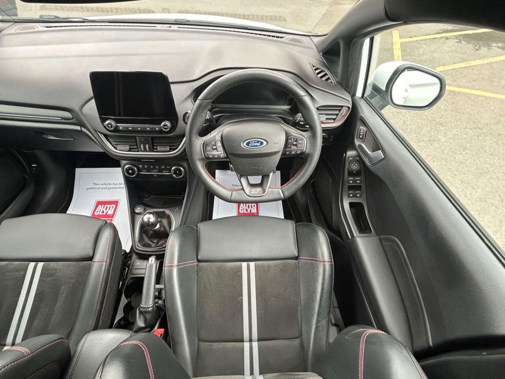 Ford Fiesta 1.5T Ecoboost St-3 Hatchback Euro 6 CN73PZY White #2