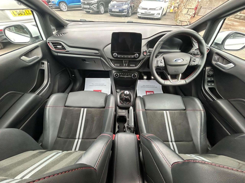 Ford Fiesta 1.5T Ecoboost St-3 Hatchback Euro 6 CN73PZY White #5