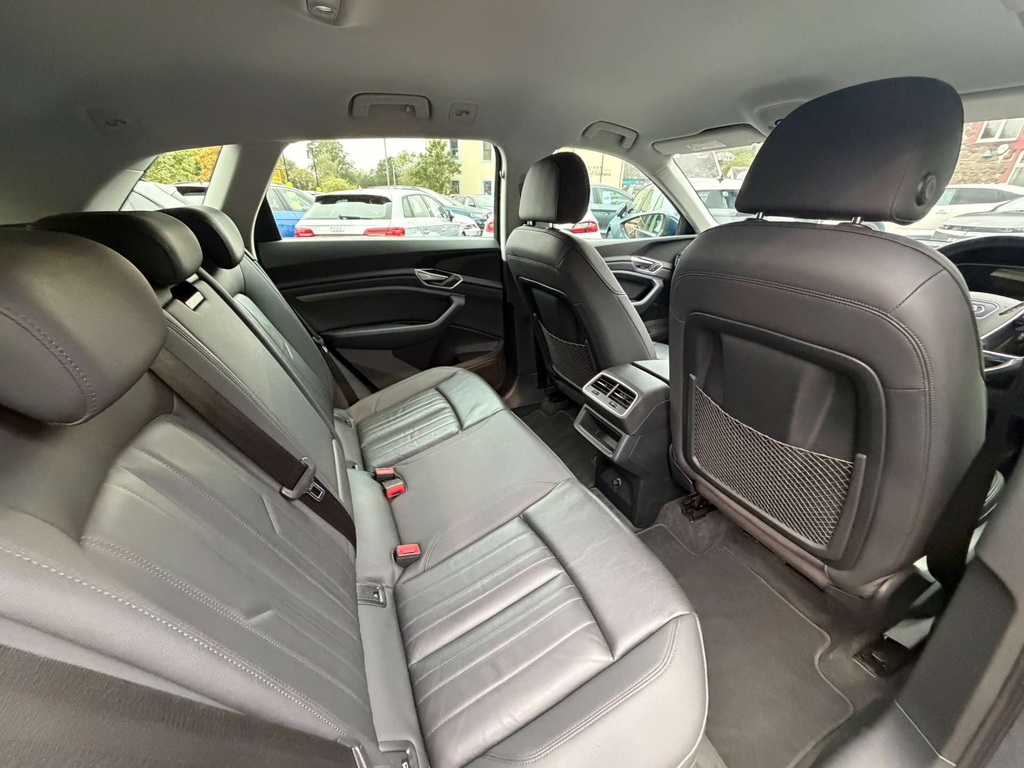 Audi E-tron 50 Technik Suv Quattro 71.2Kwh Blue #3