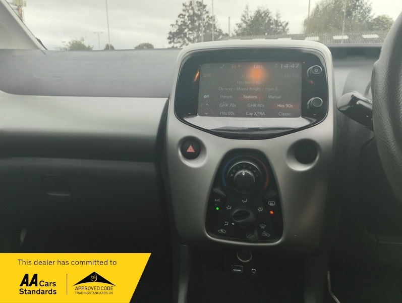 Peugeot 108 Active 20Rd Tax Ulez Red #5