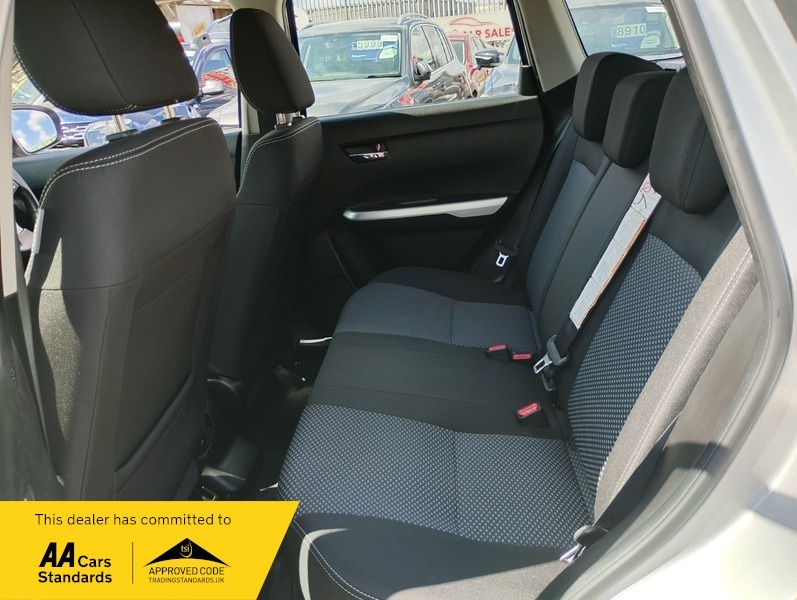 Suzuki Grand Vitara Sz5 Black #16