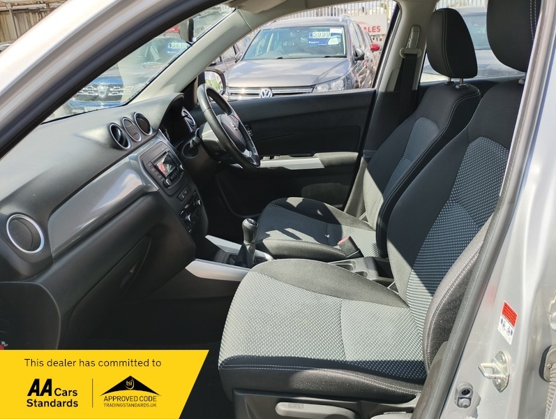 Suzuki Grand Vitara Sz5 Black #13