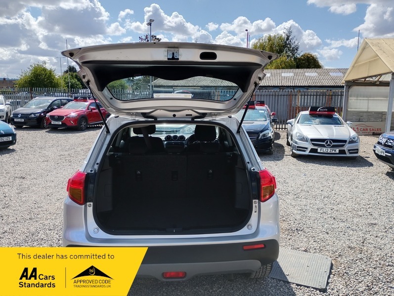 Suzuki Grand Vitara Sz5 Black #9