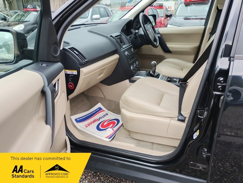 Land Rover Freelander Sd4 Dynamic Red #16