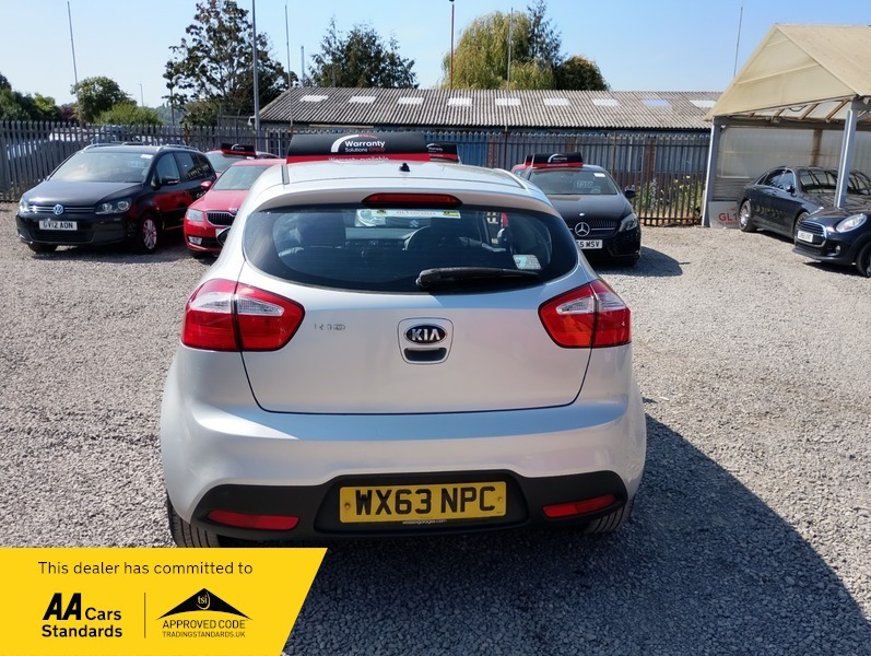 Kia RIO 1.2 2 83 Red #7