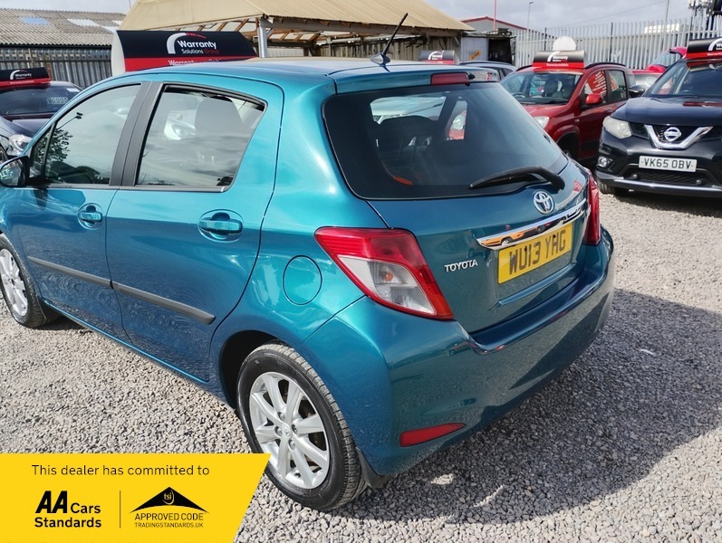 Toyota Yaris Hatchback Grey #12