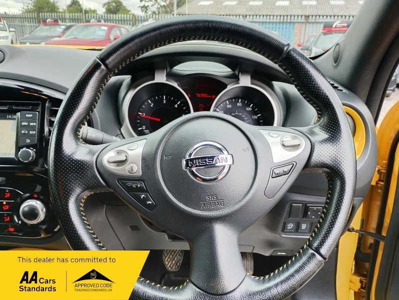 Nissan Juke N-connecta Dci20 Rd Tax3 Yellow
