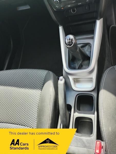 Suzuki Grand Vitara Sz-trear Camerasatnavulez Compliant White #4