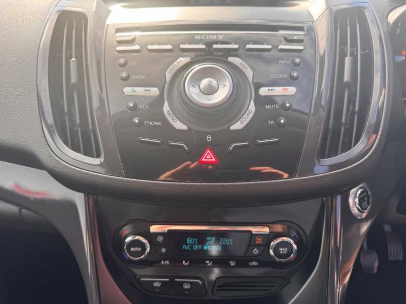 Ford Kuga Suv 2.0 Tdci Titanium 201463 Grey #12