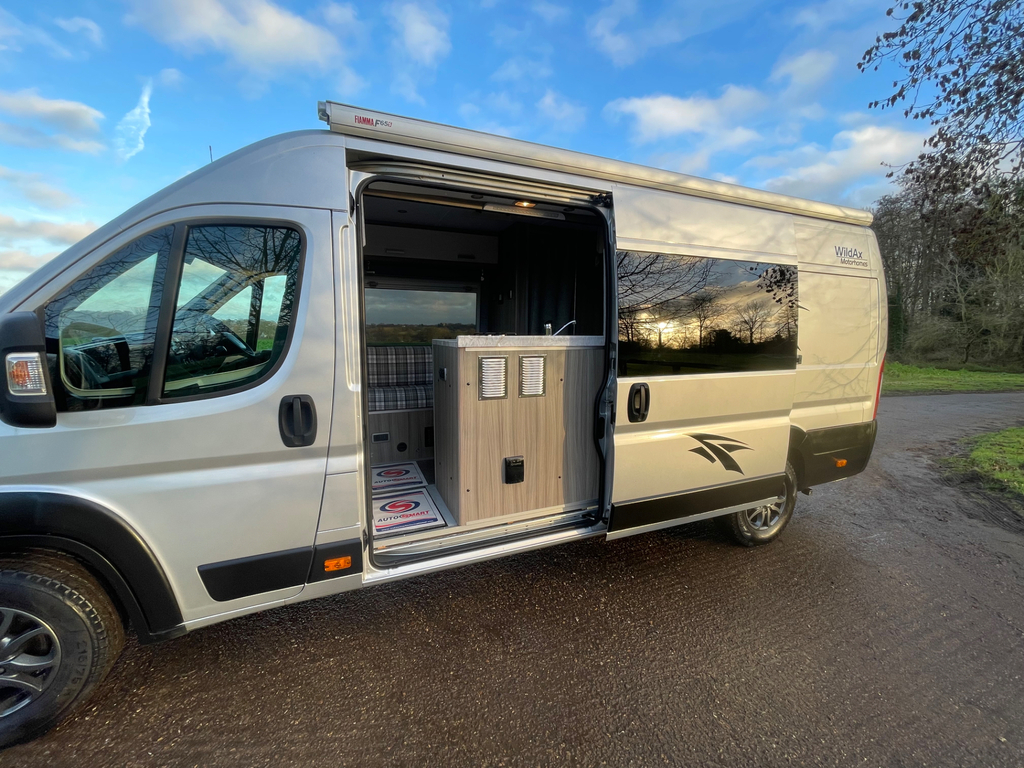 Peugeot Boxer Blue Hdi 435 L4h2 Professional Pv  #6