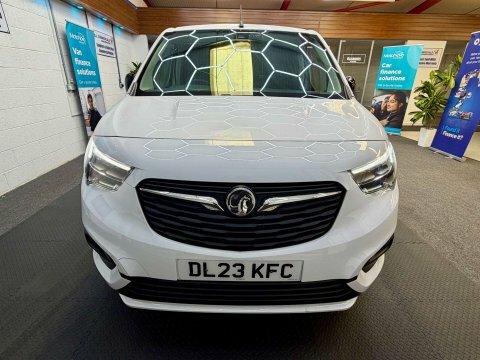 Vauxhall Combo 1.5 Turbo D DL23KFC White #6