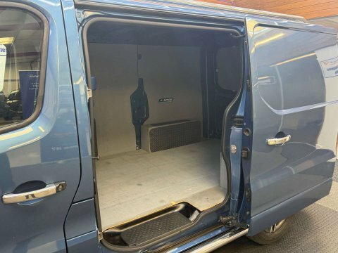 Vauxhall Vivaro 2900 Sportive White #12