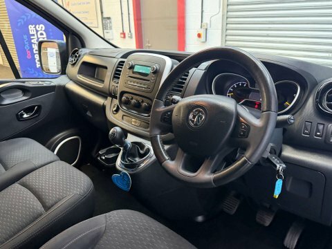 Vauxhall Vivaro 2900 Sportive White #18