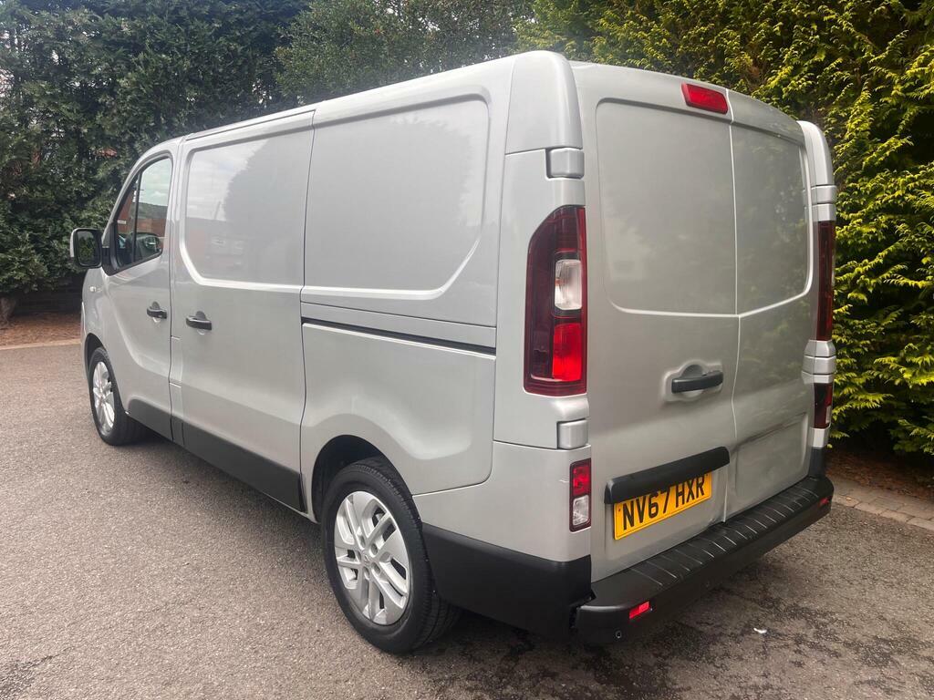 Renault Trafic Ll29 1.6 Dci 120 Bhp Sport Nav Minibus Grey #9