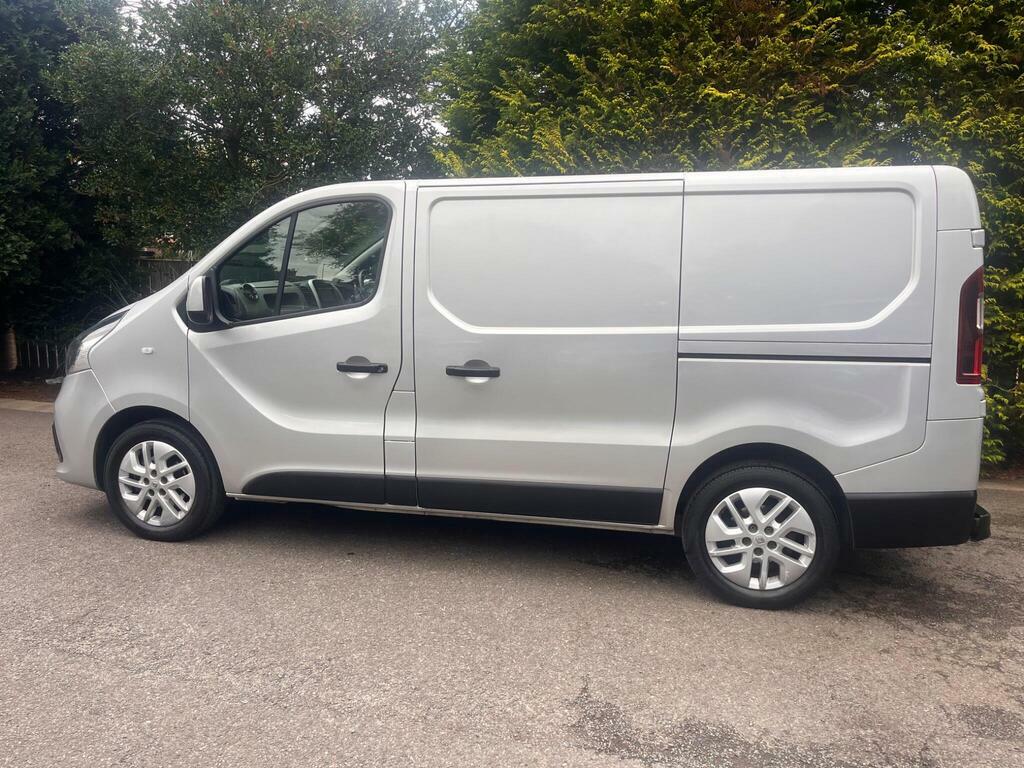 Renault Trafic Ll29 1.6 Dci 120 Bhp Sport Nav Minibus Grey #6