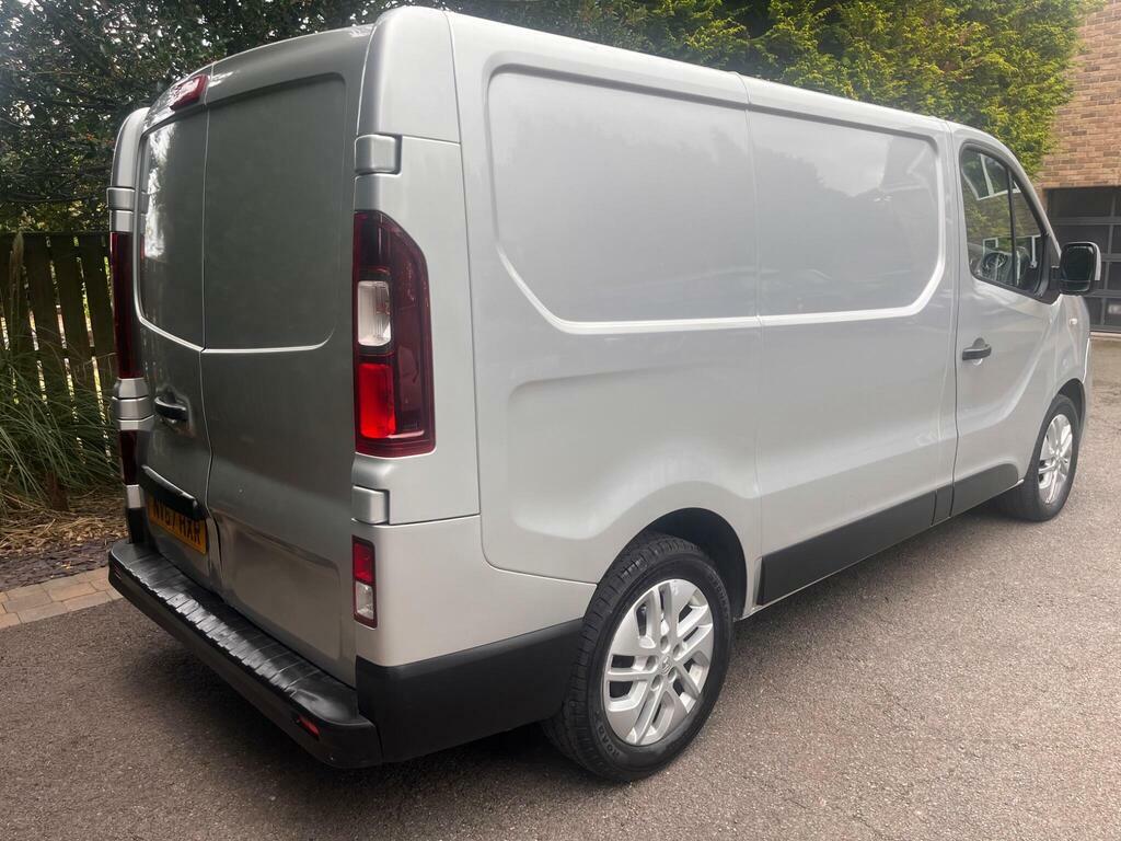 Renault Trafic Ll29 1.6 Dci 120 Bhp Sport Nav Minibus Grey #11
